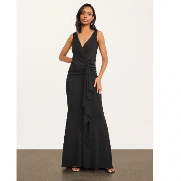 Donna Karan New York Social Occasion V-Neck Ruched Gown in Black Size 6 NWT $495